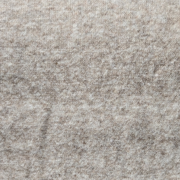 Old navy recycled material wool blend sweater oatmeal neutral cozy sz M - Picture 3 of 7